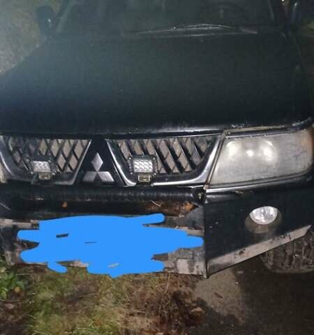 Мицубиси Паджеро, объемом двигателя 3 л и пробегом 300 тыс. км за 4000 $, фото 1 на Automoto.ua