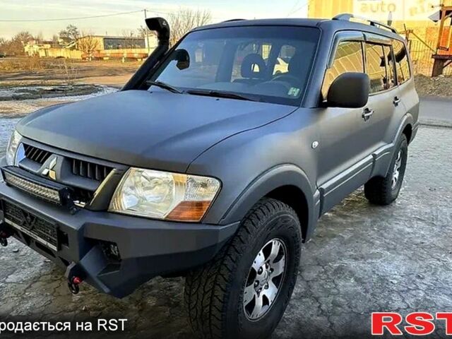 Мицубиси Паджеро, объемом двигателя 3.2 л и пробегом 450 тыс. км за 10000 $, фото 1 на Automoto.ua