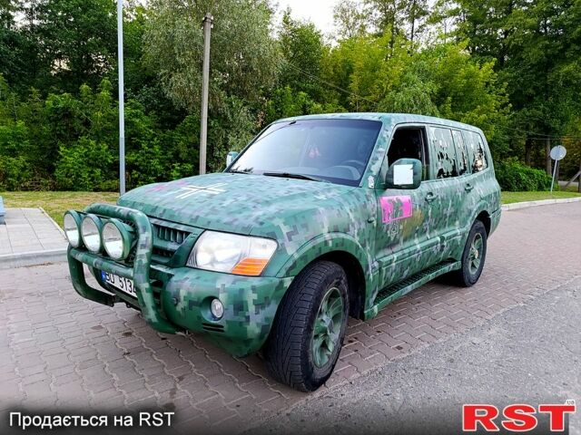 Мицубиси Паджеро, объемом двигателя 3.2 л и пробегом 0 тыс. км за 4500 $, фото 1 на Automoto.ua