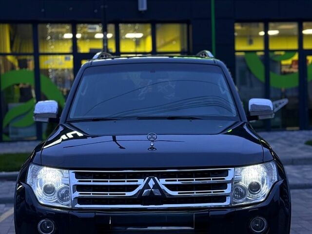 Міцубісі Паджеро, об'ємом двигуна 3 л та пробігом 150 тис. км за 11000 $, фото 1 на Automoto.ua