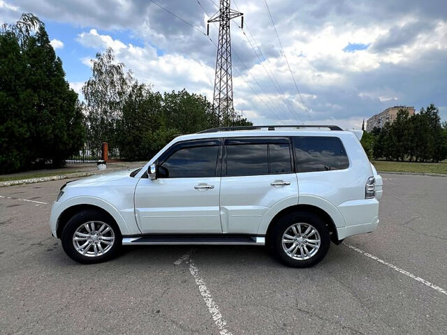 Мицубиси Паджеро, объемом двигателя 3.2 л и пробегом 190 тыс. км за 21500 $, фото 1 на Automoto.ua