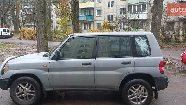 Серый Мицубиси Паджеро, объемом двигателя 1.8 л и пробегом 146 тыс. км за 4550 $, фото 1 на Automoto.ua