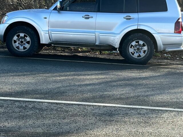 Серый Мицубиси Паджеро, объемом двигателя 3.2 л и пробегом 30 тыс. км за 8000 $, фото 1 на Automoto.ua