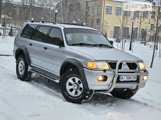 Сірий Міцубісі Паджеро, об'ємом двигуна 3 л та пробігом 250 тис. км за 7700 $, фото 1 на Automoto.ua