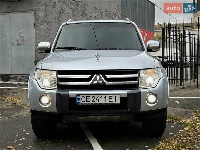 Сірий Міцубісі Паджеро, об'ємом двигуна 3.2 л та пробігом 288 тис. км за 13500 $, фото 1 на Automoto.ua