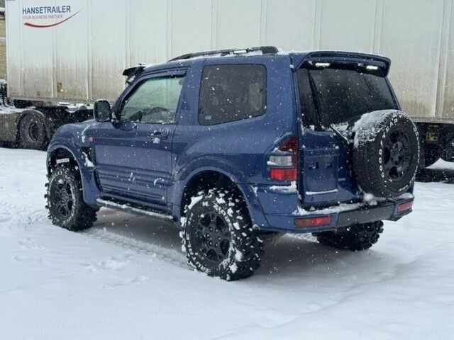 Синій Міцубісі Паджеро, об'ємом двигуна 0 л та пробігом 321 тис. км за 2800 $, фото 1 на Automoto.ua