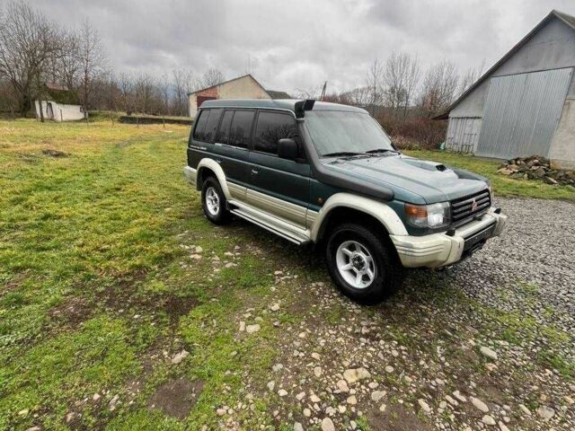 Зеленый Мицубиси Паджеро, объемом двигателя 2.8 л и пробегом 250 тыс. км за 8500 $, фото 1 на Automoto.ua