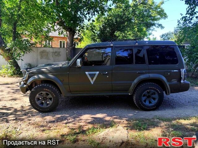 Зелений Міцубісі Паджеро, об'ємом двигуна 2.8 л та пробігом 0 тис. км за 3500 $, фото 1 на Automoto.ua