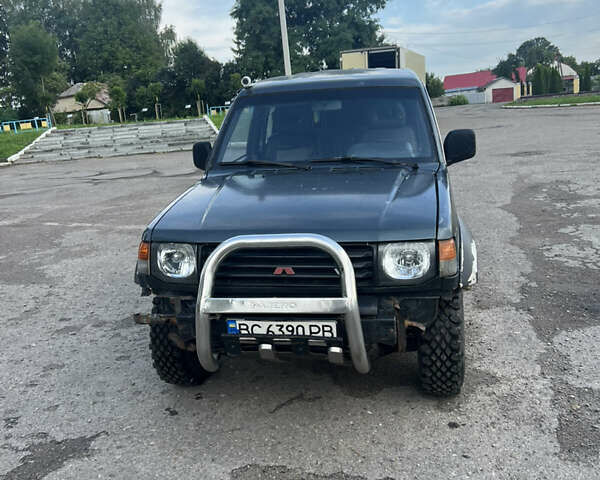 Зелений Міцубісі Паджеро, об'ємом двигуна 2.97 л та пробігом 10 тис. км за 3500 $, фото 1 на Automoto.ua
