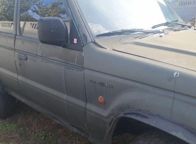 Зеленый Мицубиси Паджеро, объемом двигателя 0 л и пробегом 500 тыс. км за 2018 $, фото 1 на Automoto.ua