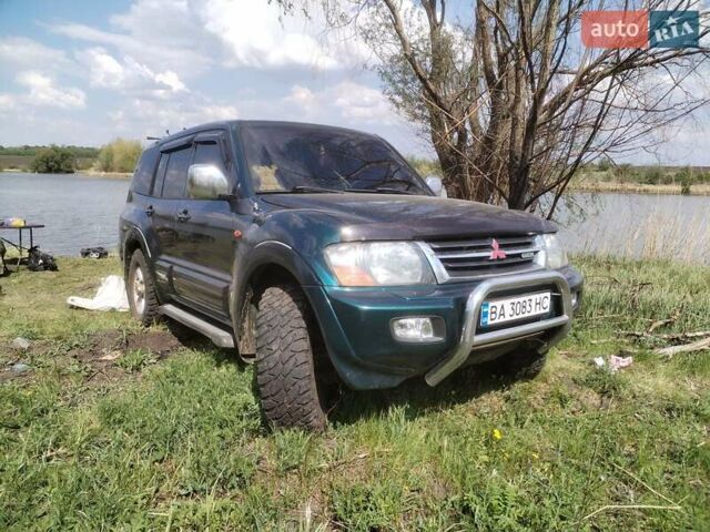 Зеленый Мицубиси Паджеро, объемом двигателя 3.5 л и пробегом 160 тыс. км за 9900 $, фото 1 на Automoto.ua