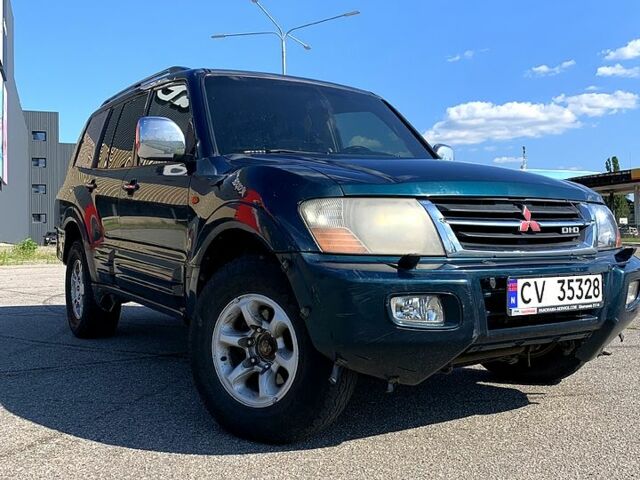 Зеленый Мицубиси Паджеро, объемом двигателя 3.2 л и пробегом 327 тыс. км за 5000 $, фото 1 на Automoto.ua