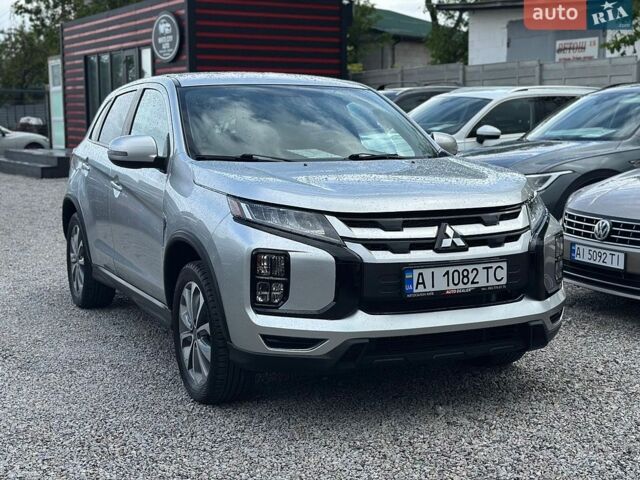 Серый Мицубиси РВР, объемом двигателя 2.4 л и пробегом 90 тыс. км за 15300 $, фото 1 на Automoto.ua