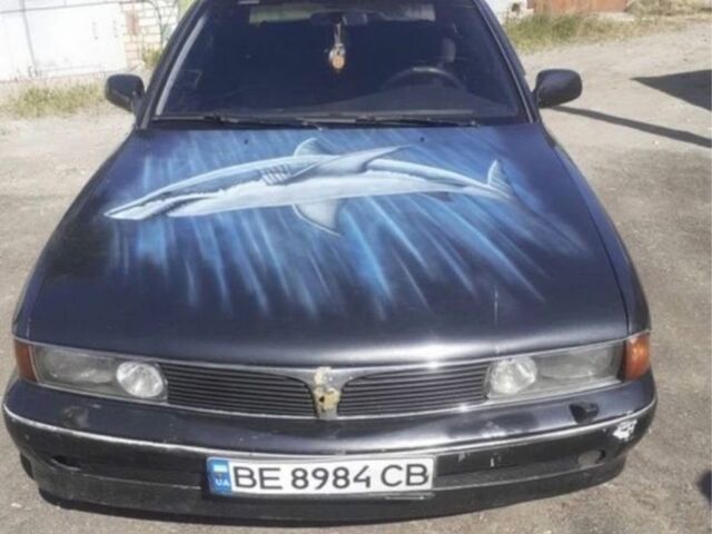 Серый Мицубиси Сигма, объемом двигателя 3 л и пробегом 300 тыс. км за 1500 $, фото 1 на Automoto.ua