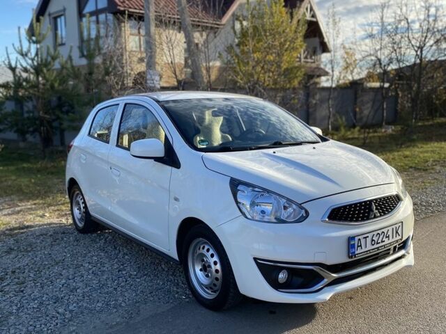 Белый Мицубиси Спейс Стар, объемом двигателя 1 л и пробегом 147 тыс. км за 6950 $, фото 1 на Automoto.ua