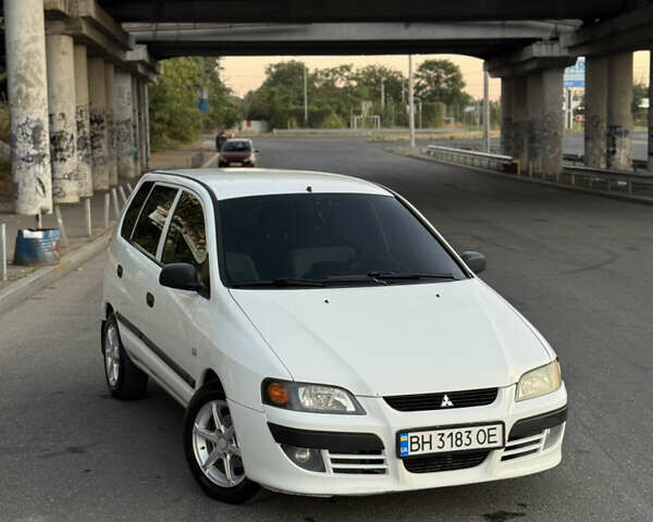 Белый Мицубиси Спейс Стар, объемом двигателя 1.6 л и пробегом 319 тыс. км за 2950 $, фото 1 на Automoto.ua