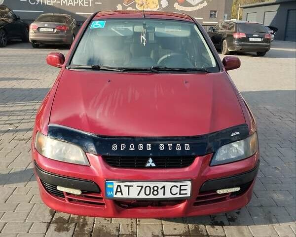 Красный Мицубиси Спейс Стар, объемом двигателя 1.58 л и пробегом 326 тыс. км за 3400 $, фото 1 на Automoto.ua