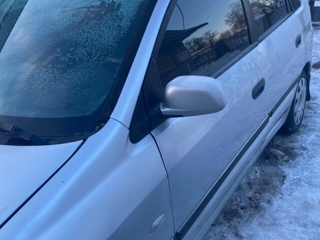 Сірий Міцубісі Спейс Стар, об'ємом двигуна 1.8 л та пробігом 318 тис. км за 3100 $, фото 1 на Automoto.ua