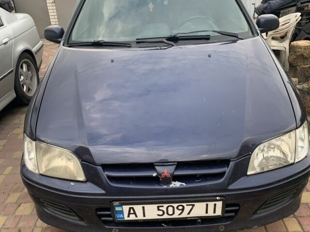 Синій Міцубісі Спейс Стар, об'ємом двигуна 1.9 л та пробігом 400 тис. км за 2800 $, фото 1 на Automoto.ua