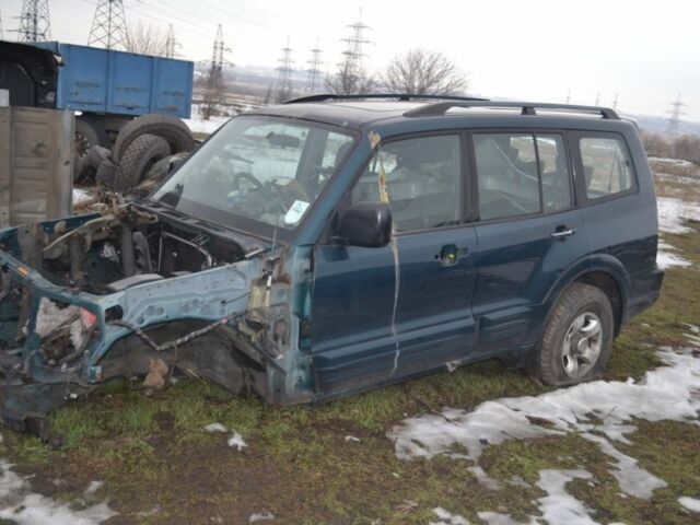 Зелений Міцубісі Спейс Вагон, об'ємом двигуна 3.5 л та пробігом 250 тис. км за 2500 $, фото 1 на Automoto.ua