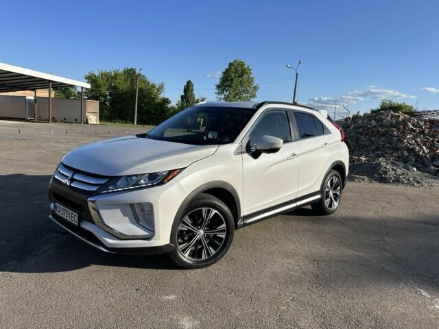 Білий Міцубісі Eclipse Cross, об'ємом двигуна 1.5 л та пробігом 65 тис. км за 19000 $, фото 1 на Automoto.ua