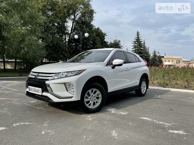 Білий Міцубісі Eclipse Cross, об'ємом двигуна 1.5 л та пробігом 63 тис. км за 18400 $, фото 1 на Automoto.ua