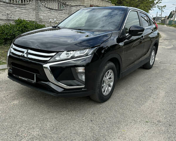 Черный Мицубиси Eclipse Cross, объемом двигателя 1.5 л и пробегом 82 тыс. км за 17000 $, фото 1 на Automoto.ua