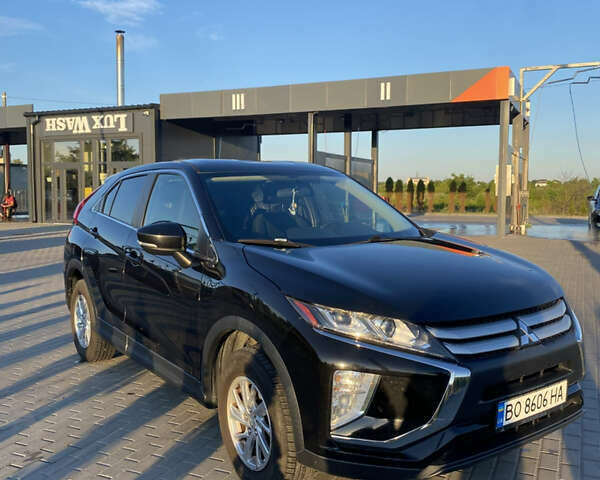Черный Мицубиси Eclipse Cross, объемом двигателя 1.5 л и пробегом 121 тыс. км за 14300 $, фото 1 на Automoto.ua