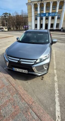 Серый Мицубиси Eclipse Cross, объемом двигателя 1.5 л и пробегом 134 тыс. км за 15400 $, фото 1 на Automoto.ua