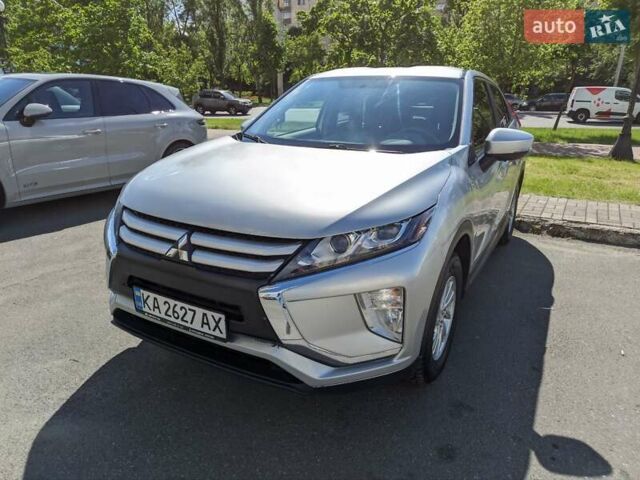 Серый Мицубиси Eclipse Cross, объемом двигателя 1.5 л и пробегом 93 тыс. км за 14600 $, фото 1 на Automoto.ua