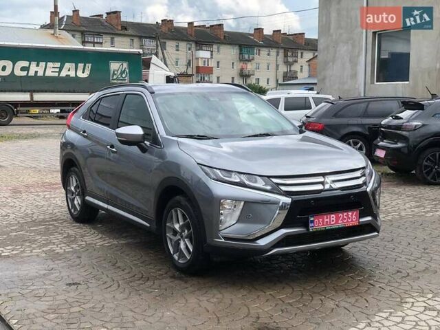 Серый Мицубиси Eclipse Cross, объемом двигателя 1.5 л и пробегом 53 тыс. км за 16900 $, фото 1 на Automoto.ua