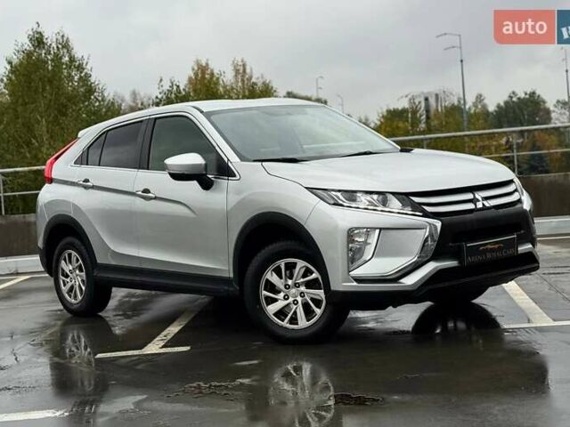 Серый Мицубиси Eclipse Cross, объемом двигателя 1.5 л и пробегом 134 тыс. км за 14990 $, фото 1 на Automoto.ua