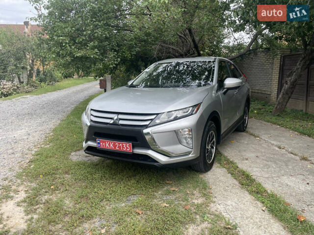 Сірий Міцубісі Eclipse Cross, об'ємом двигуна 1.5 л та пробігом 269 тис. км за 11999 $, фото 1 на Automoto.ua