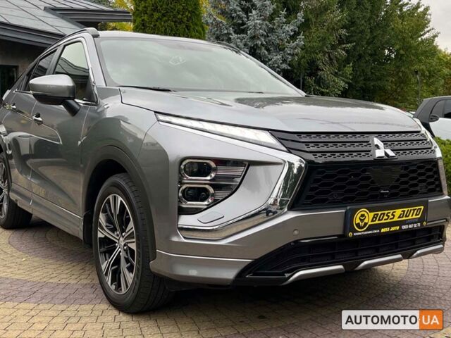 Сірий Міцубісі Eclipse Cross, об'ємом двигуна 2 л та пробігом 47 тис. км за 26600 $, фото 1 на Automoto.ua
