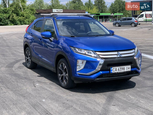 Синий Мицубиси Eclipse Cross, объемом двигателя 1.5 л и пробегом 65 тыс. км за 15400 $, фото 1 на Automoto.ua