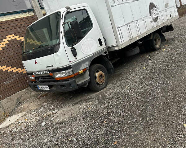 Белый Мицубиси Fuso Canter, объемом двигателя 2.98 л и пробегом 500 тыс. км за 4400 $, фото 1 на Automoto.ua