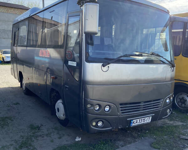 Серый Мицубиси Fuso Rosa, объемом двигателя 3.91 л и пробегом 700 тыс. км за 7900 $, фото 1 на Automoto.ua