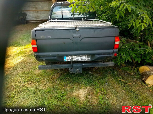 Мицубиси L200, объемом двигателя 2.5 л и пробегом 0 тыс. км за 2880 $, фото 1 на Automoto.ua