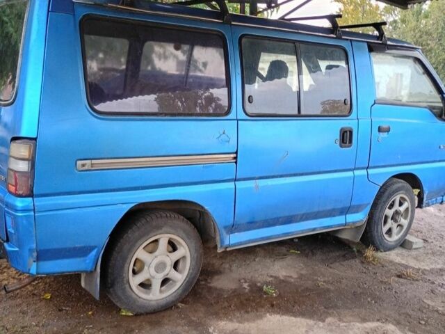 Міцубісі L 300 1988 у Измаиле на Automoto.ua Синій Міцубісі L 300, об'ємом двигуна 2.5 л та пробігом 350 тис. км за 2653 $, фото 1 на Automoto.ua
