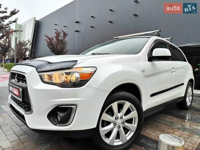 Белый Мицубиси Outlander Sport, объемом двигателя 2.4 л и пробегом 207 тыс. км за 10990 $, фото 1 на Automoto.ua