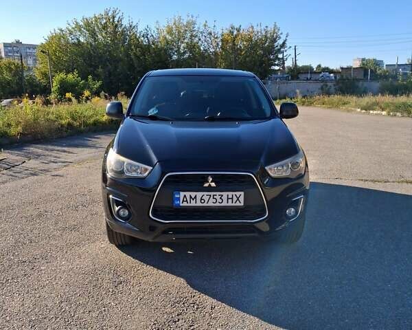 Черный Мицубиси Outlander Sport, объемом двигателя 1.97 л и пробегом 80 тыс. км за 12000 $, фото 1 на Automoto.ua