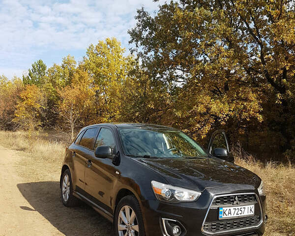 Черный Мицубиси Outlander Sport, объемом двигателя 2.4 л и пробегом 204 тыс. км за 11900 $, фото 1 на Automoto.ua