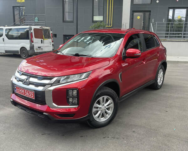 Красный Мицубиси Outlander Sport, объемом двигателя 2.4 л и пробегом 99 тыс. км за 16700 $, фото 1 на Automoto.ua