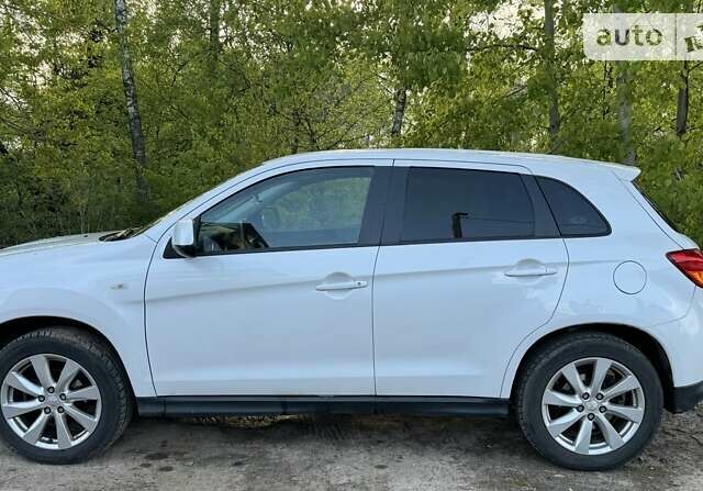 Міцубісі Outlander Sport, об'ємом двигуна 2 л та пробігом 118 тис. км за 13000 $, фото 1 на Automoto.ua