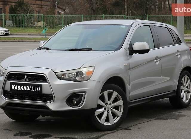 Сірий Міцубісі Outlander Sport, об'ємом двигуна 2 л та пробігом 223 тис. км за 9800 $, фото 1 на Automoto.ua