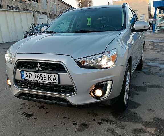 Серый Мицубиси Outlander Sport, объемом двигателя 2.4 л и пробегом 51 тыс. км за 13500 $, фото 1 на Automoto.ua