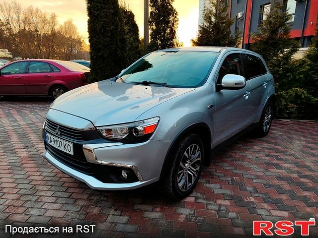 Сірий Міцубісі Outlander Sport, об'ємом двигуна 2.4 л та пробігом 92 тис. км за 14990 $, фото 1 на Automoto.ua