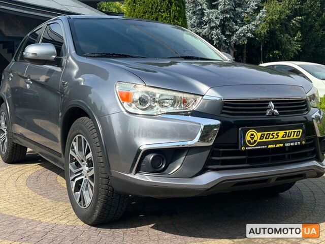 Серый Мицубиси Outlander Sport, объемом двигателя 2 л и пробегом 65 тыс. км за 14200 $, фото 1 на Automoto.ua