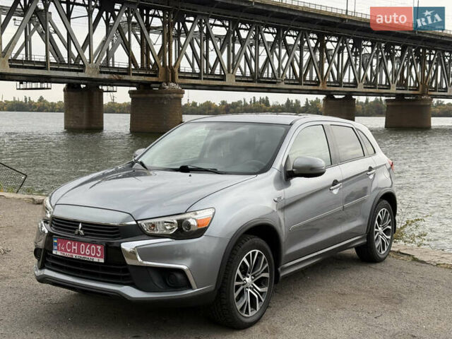 Мицубиси Outlander Sport 2016 в Днепре (Днепропетровске) на Automoto.ua Серый Мицубиси Outlander Sport, объемом двигателя 0 л и пробегом 156 тыс. км за 11700 $, фото 1 на Automoto.ua