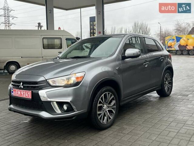 Серый Мицубиси Outlander Sport, объемом двигателя 2.4 л и пробегом 190 тыс. км за 12900 $, фото 1 на Automoto.ua